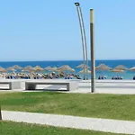Διαμέρισμα 1-bed Sleeps 4 Parking 1 Min To *