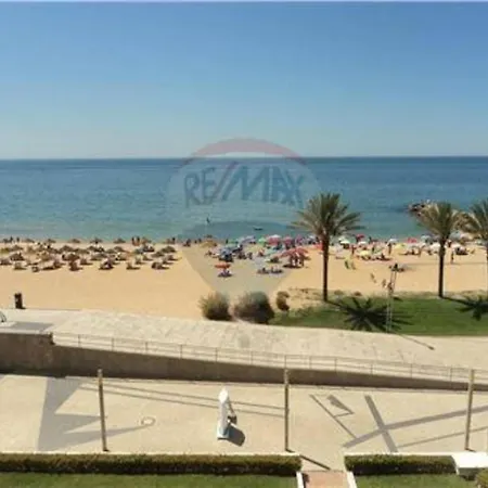 شقة 1-bed Sleeps 4 Parking 1 Min To *