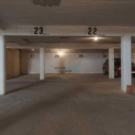 شقة 1-bed Sleeps 4 Parking 1 Min To كوارتيرا