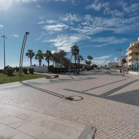 1-bed Sleeps 4 Parking 1 Min To شقة كوارتيرا