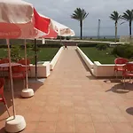 1-bed Sleeps 4 Parking 1 Min To Appartement Quarteira