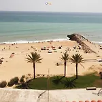 Appartement 1-bed Sleeps 4 Parking 1 Min To