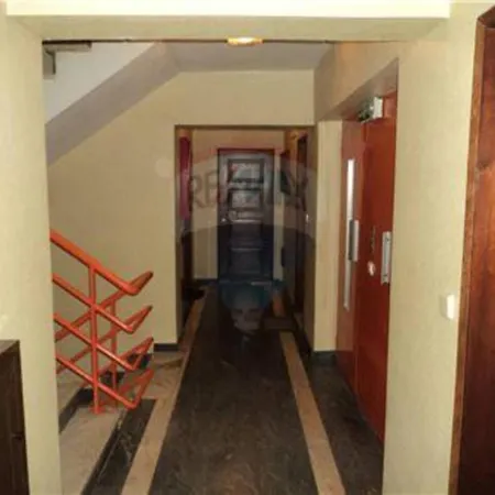 1-bed Sleeps 4 Parking 1 Min To Картейра